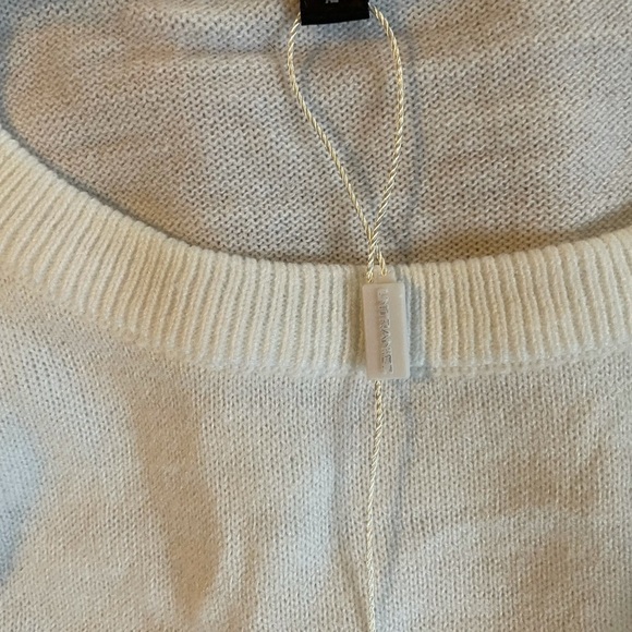 NWOT Ultra Nice Sweater with puffy sleeves. Size Small - Picture 4 of 8